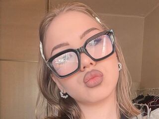 sexy webcamgirl picture SaraBaier