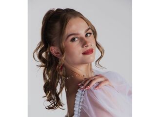 camslut fingering shaved pussy SharriLangolf