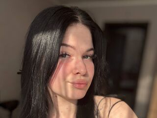 naked cam girl photo ShonaMellerson