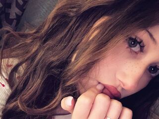 sex webcam chatroom SimonaHaley