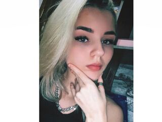 beautiful cam girl SoledadGoodsite