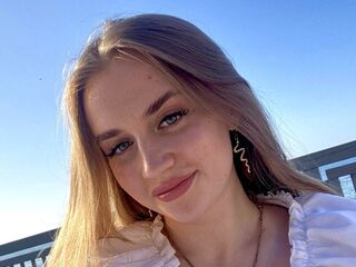 naughty cam girl masturbating SonyMiller