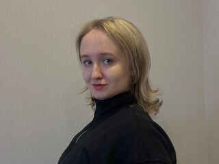 sexchat room SuzannKernes