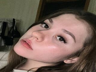 shaved pussy web cam UshaNakama