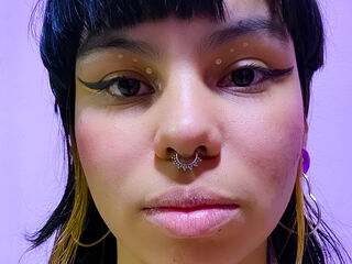 camslut topless VanesaJonss