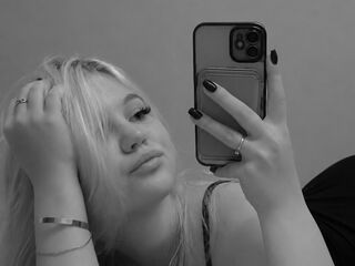 nude camgirl pic VerenaSchindler