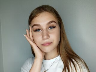 camgirl sexchat ZeldaCannon